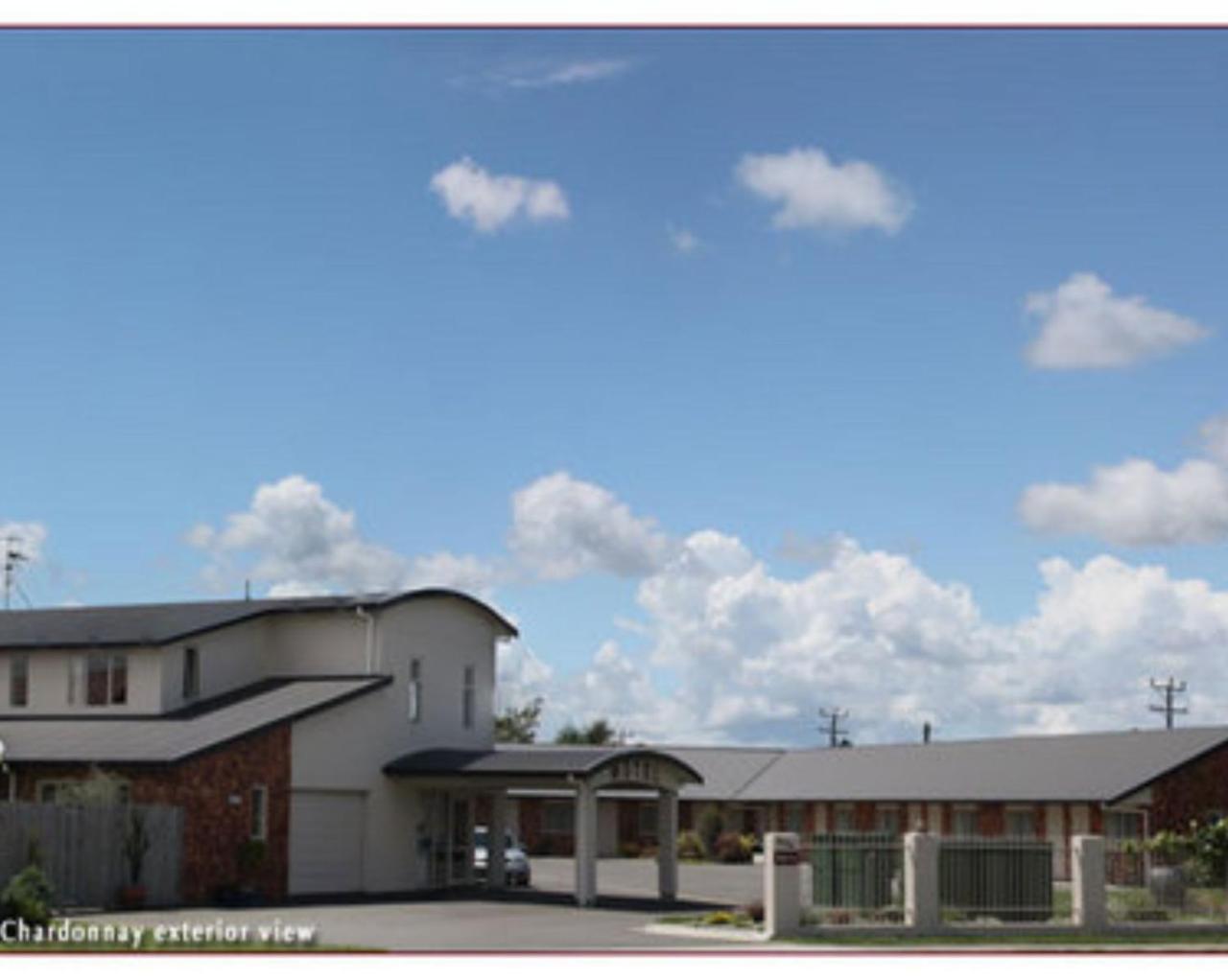 Bk'S Chardonnay Motor Lodge Masterton Bagian luar foto